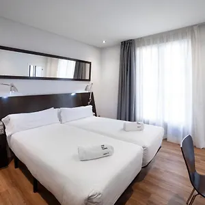 *** Hotel Petit Palace Arana Espanha